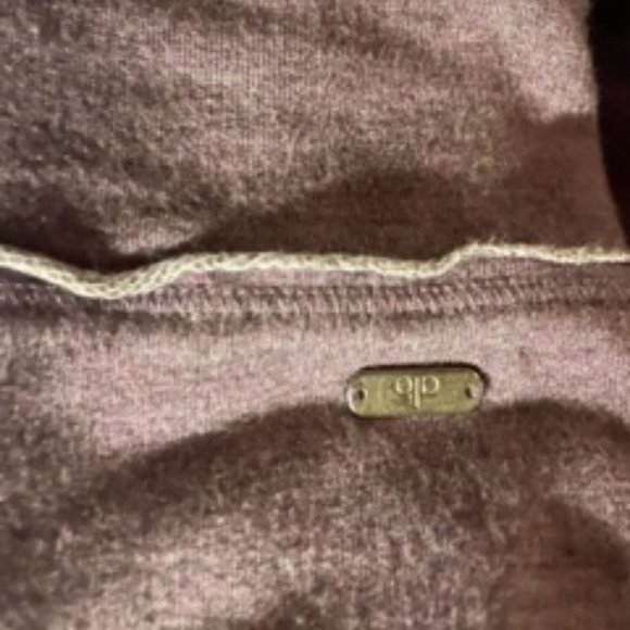 Alo Workout Full Zip Hoodie - Picture 3 of 3